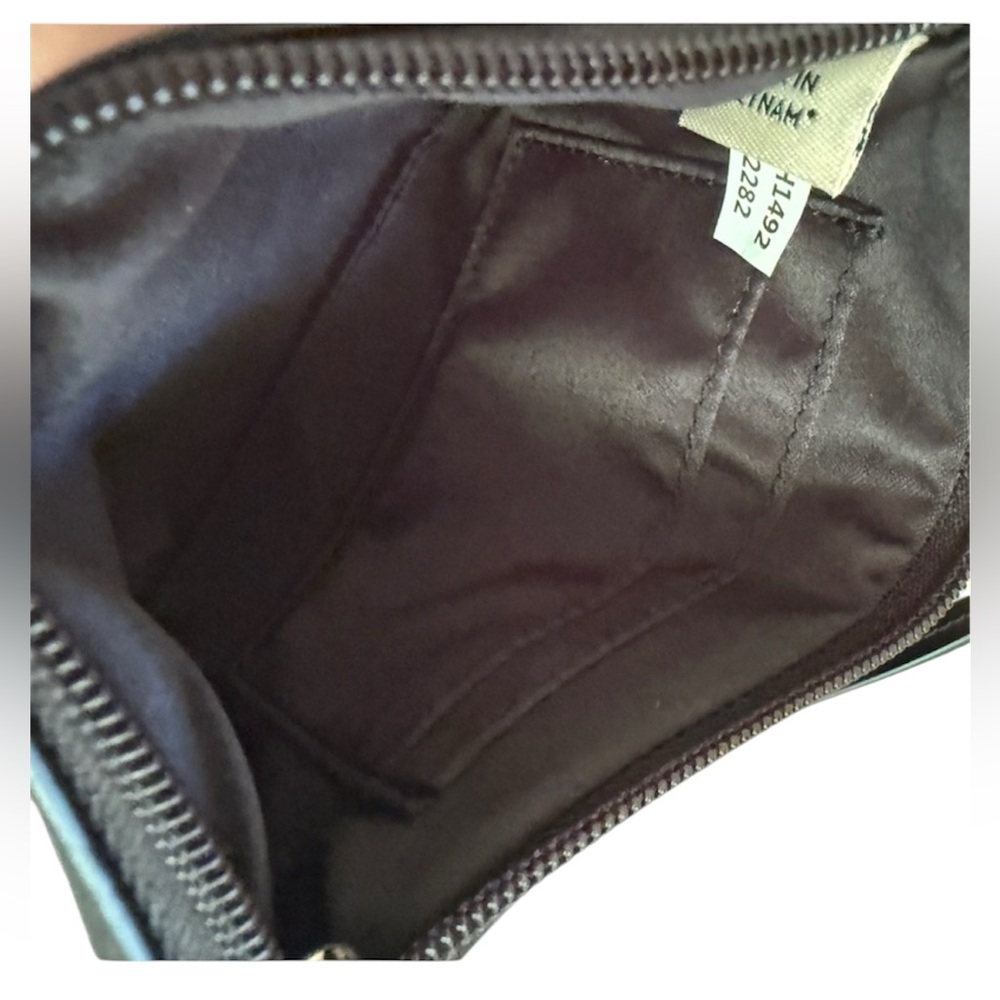 Coach Black Patent Leather Wristlet EUC - Picture 4 of 5